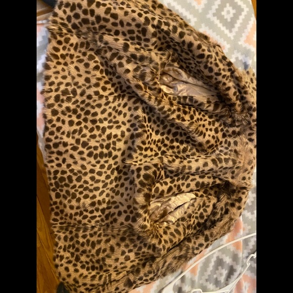 Amazing Faux Fur lined jean jacket! 🤩 - Picture 7 of 7